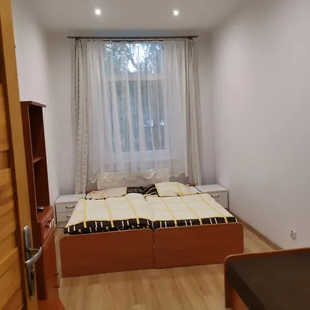 Appartement Nad Neonet